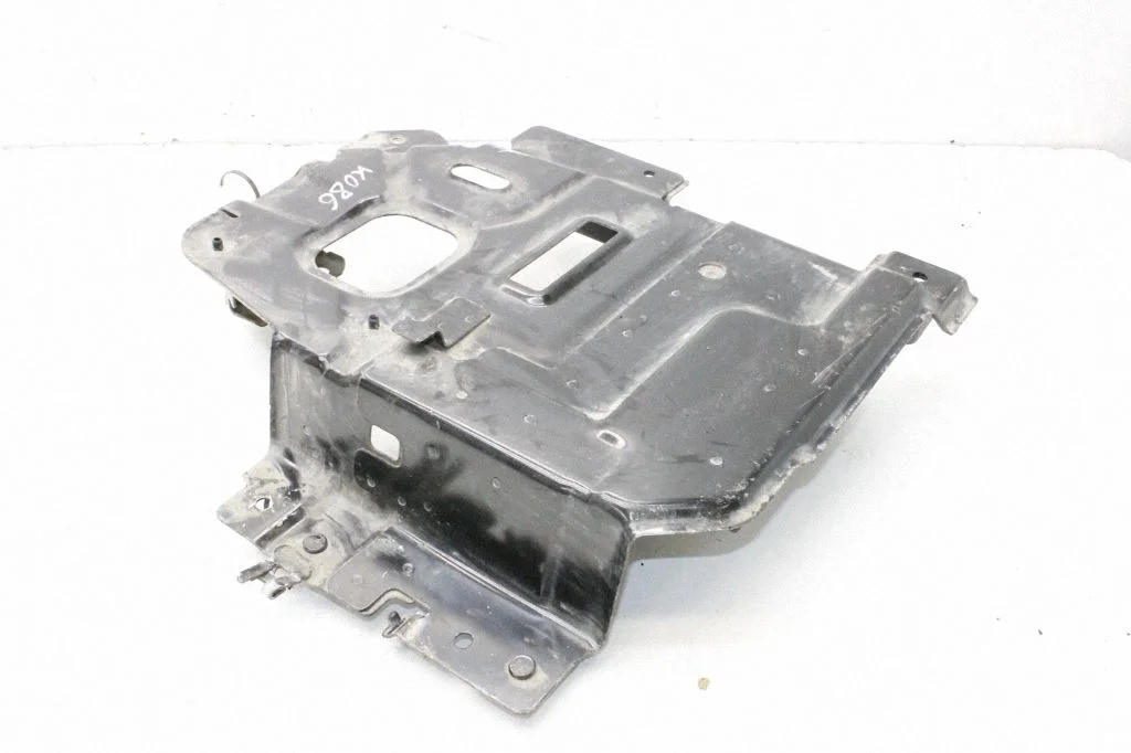 Pozostałe części komory silnika – Land Rover Range Rover L405 (2013-2021)