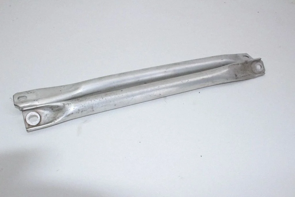 Muu mootoriruumi osa – BMW 5-seeria F10 F11 (2009-2016)