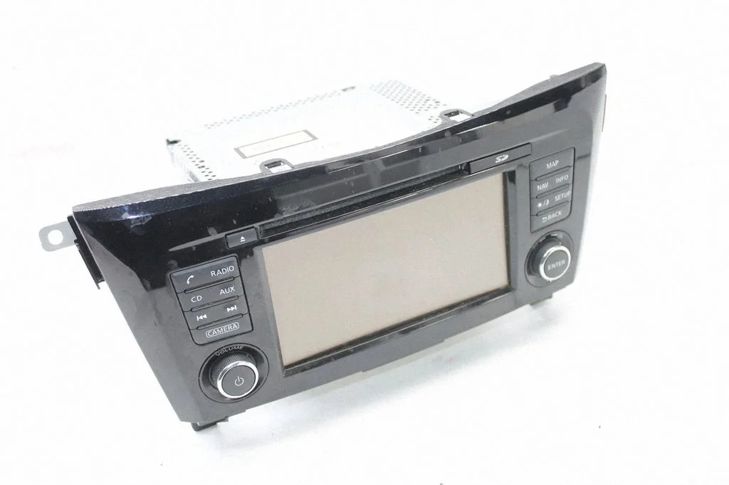 Radio, odtwarzacz CD/DVD, nawigacja – Nissan Qashqai (2014-2016)