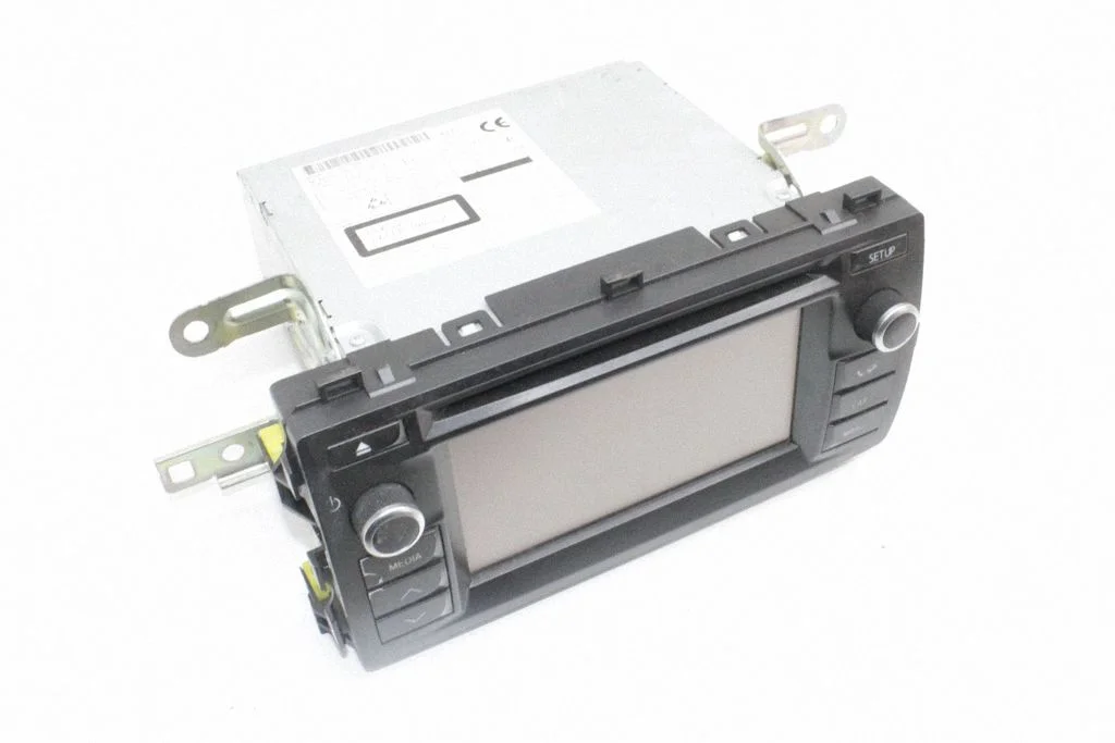 Radio/CD/DVD atskaņotājs/navigācija – Toyota Auris E180 (2012-2018)