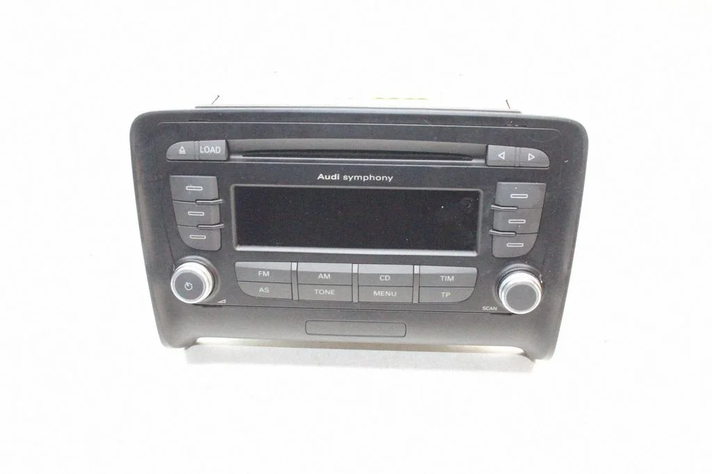 Radio/CD/DVD atskaņotājs/navigācija – Audi TT TTS Mk2 (2006-2014)