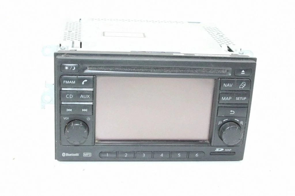 Radio, odtwarzacz CD/DVD, nawigacja – Nissan Qashqai+2 (2008-2010)