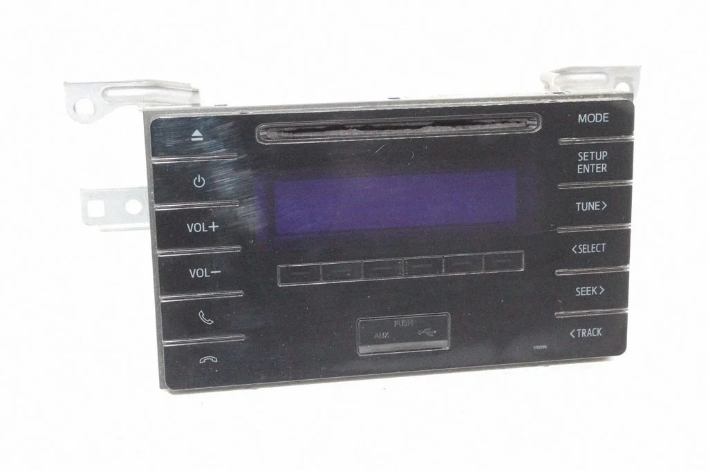 Radio/CD/DVD atskaņotājs/navigācija – Toyota Auris E180 (2012-2018)