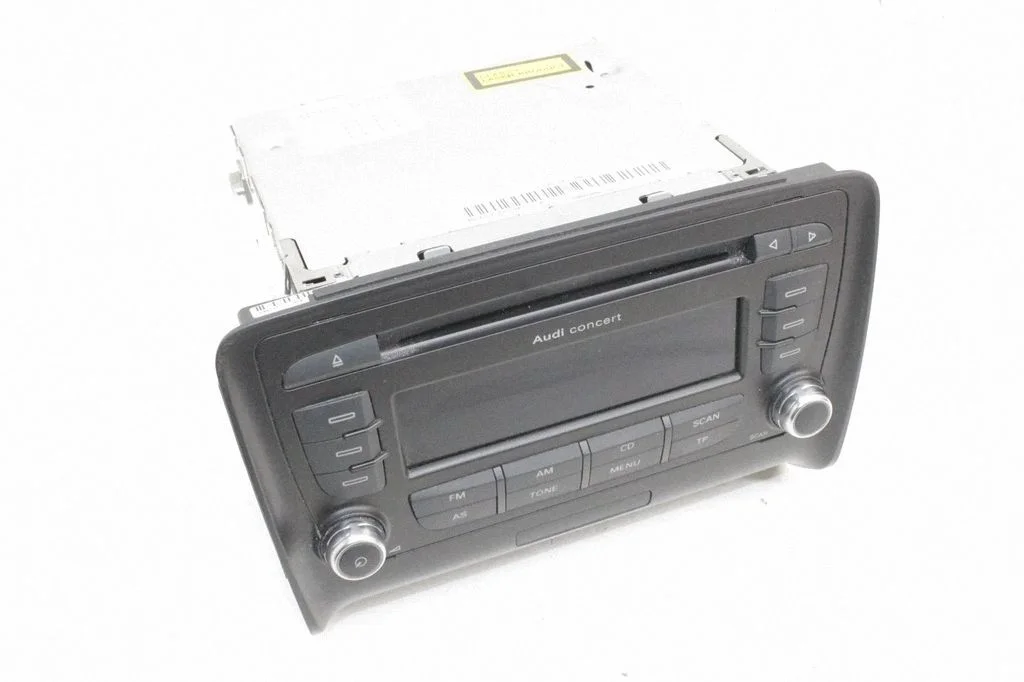 Radio/CD/DVD atskaņotājs/navigācija – Audi TT TTS Mk2 (2006-2014)