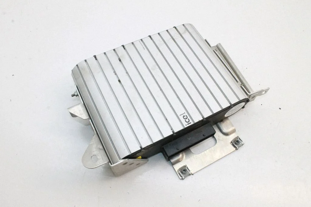 Wzmacniacz audio 4E0035465