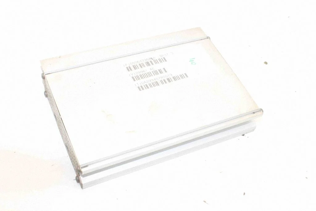 Skaņas pastiprinātājs 05064336AL