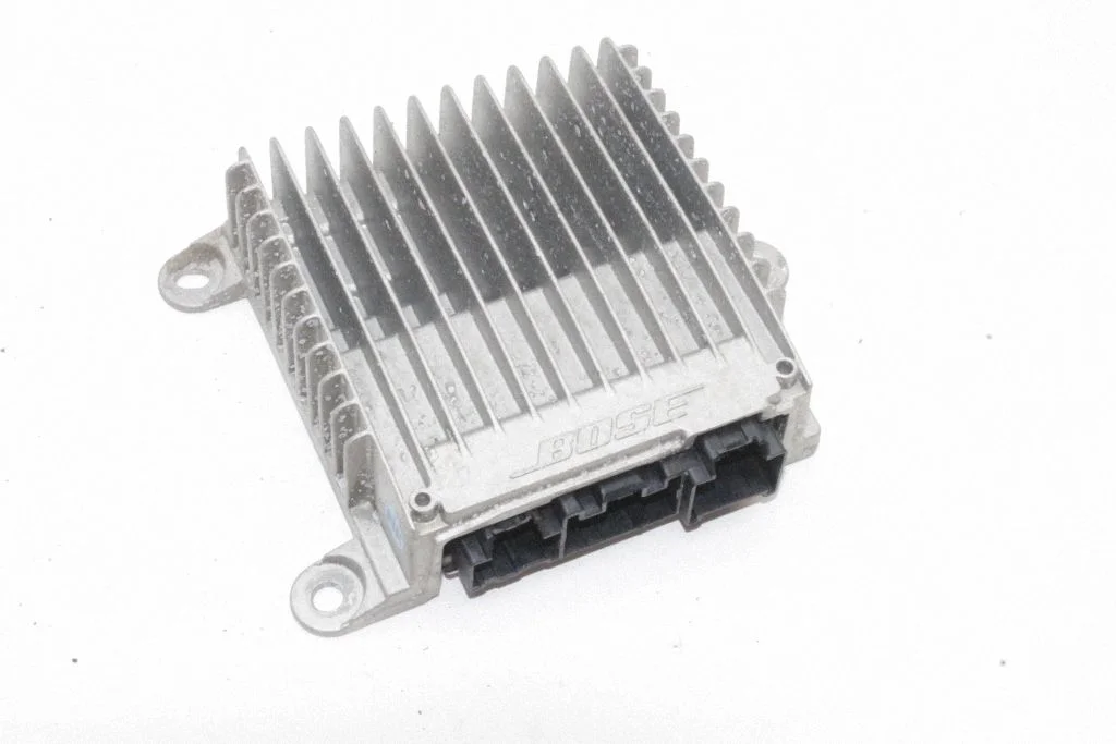 Wzmacniacz audio 280615SA2A