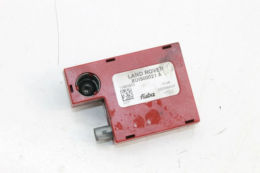 Wzmacniacz antenowy XUI500021A