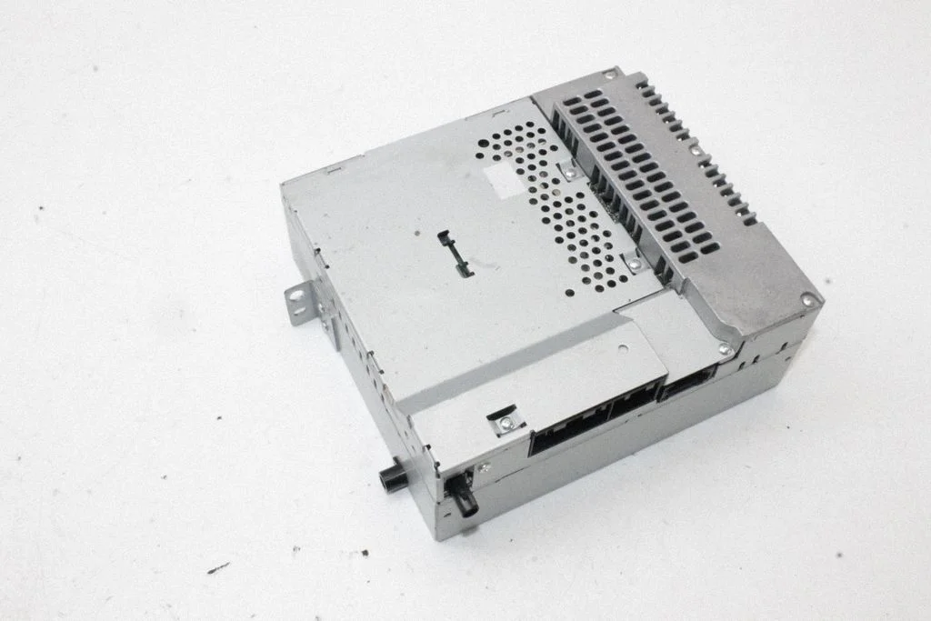 Raadio / CD/DVD-mängija / navigatsioon – Land Rover Range Rover Sport L320 (2005-2013)