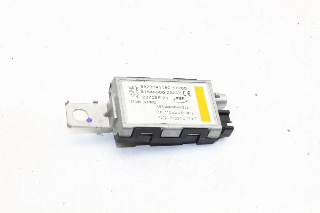 Antenas pastiprinātājs – Opel Grandland X (2017-2024)