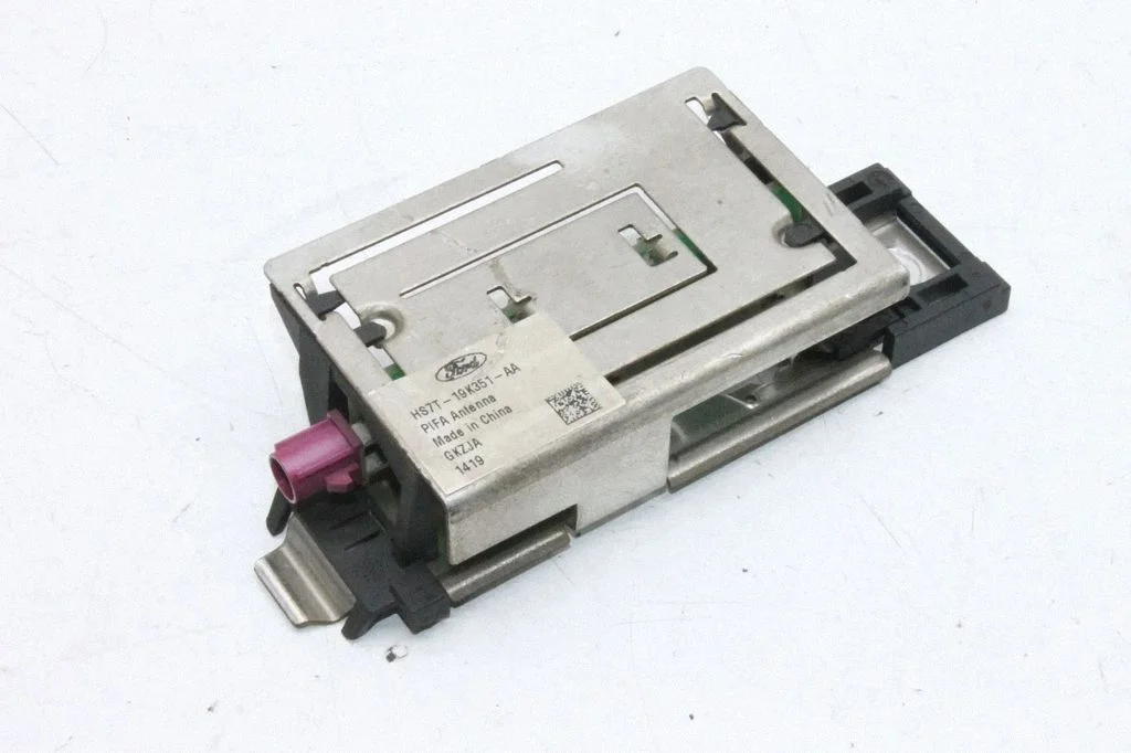 Antenas pastiprinātājs – Ford Ecosport (2018-)