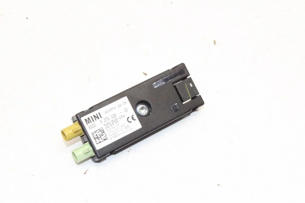 Aerial antenna amplifier – Mini Cooper Hatch Hardtop (2007-)