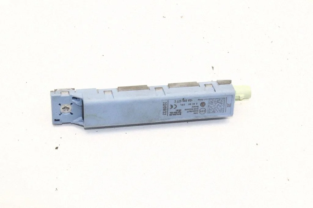 Aerial antenna amplifier – Cupra Born (2021-)