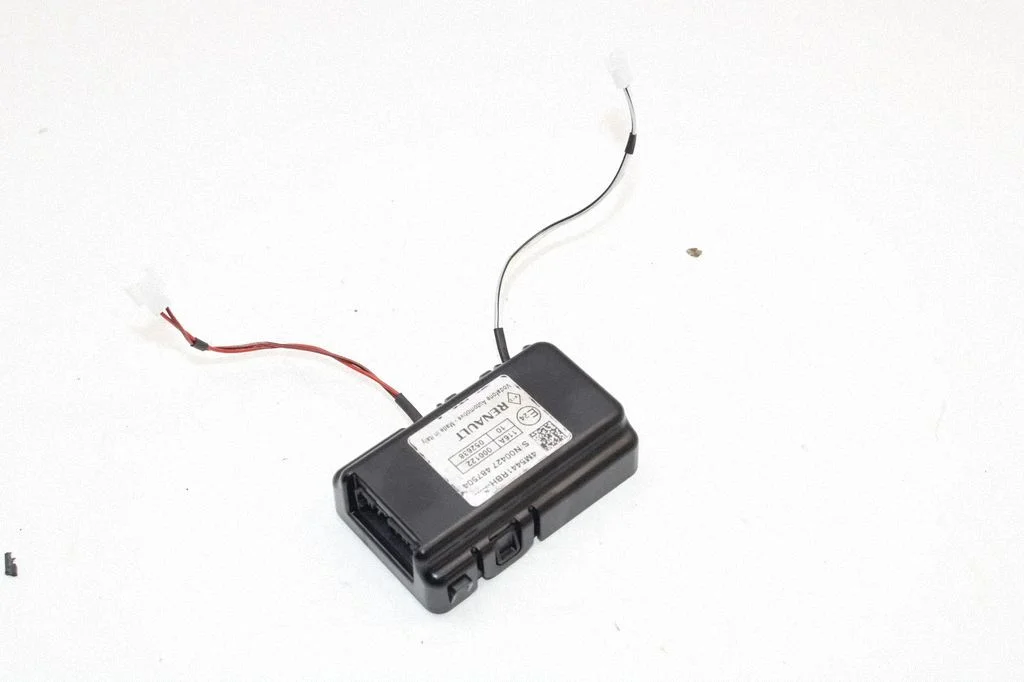 Aerial antenna amplifier – Renault Megane IV (2016-)