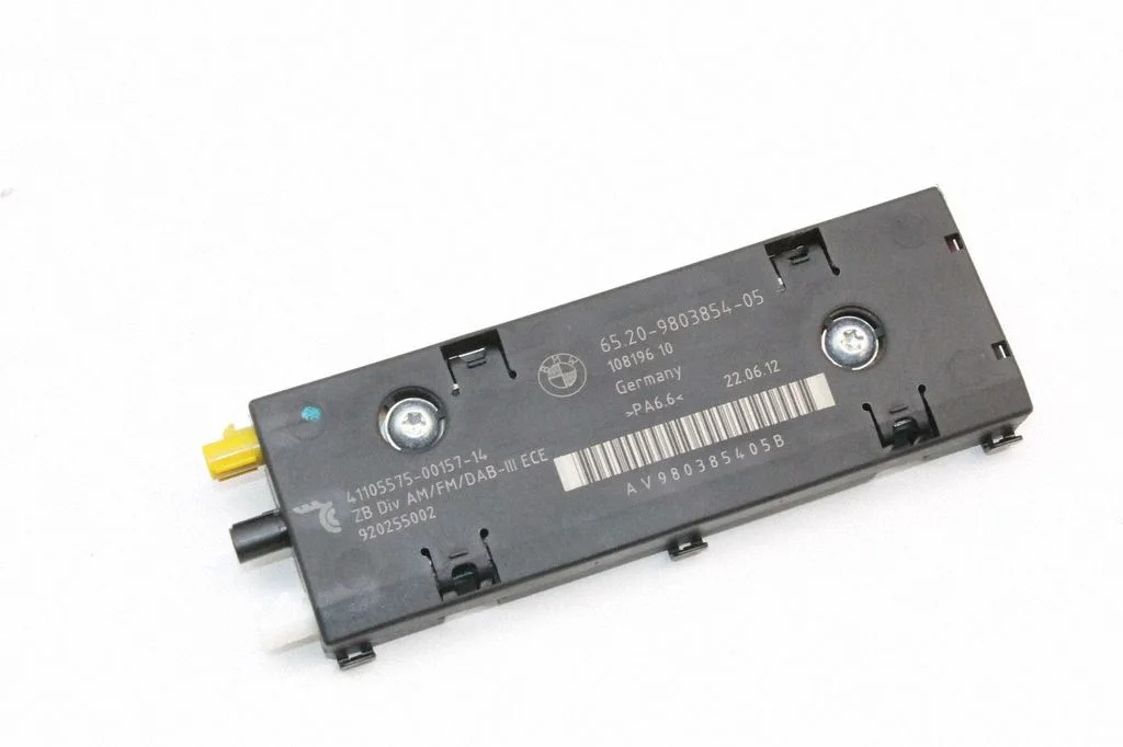 Aerial antenna amplifier – Mini Cooper Countryman R60 (2011-2016)