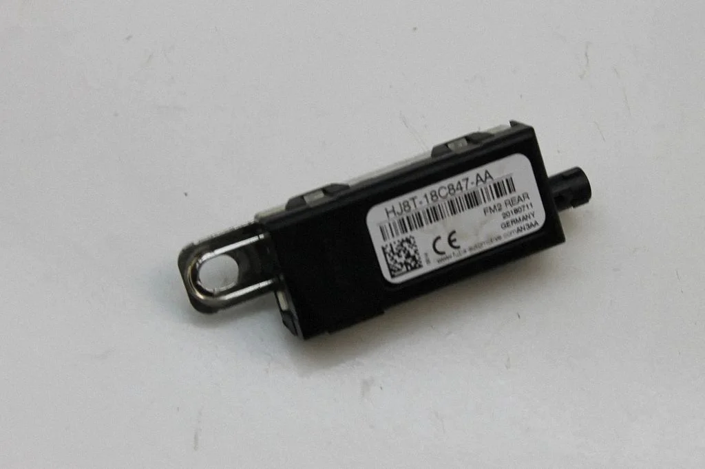 Antenas pastiprinātājs – Ford Kuga II (2013-2019)