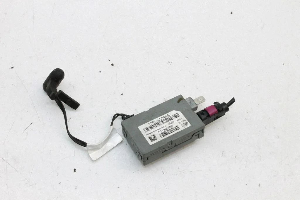 Wzmacniacz antenowy – Volvo XC70 (2008-2013)