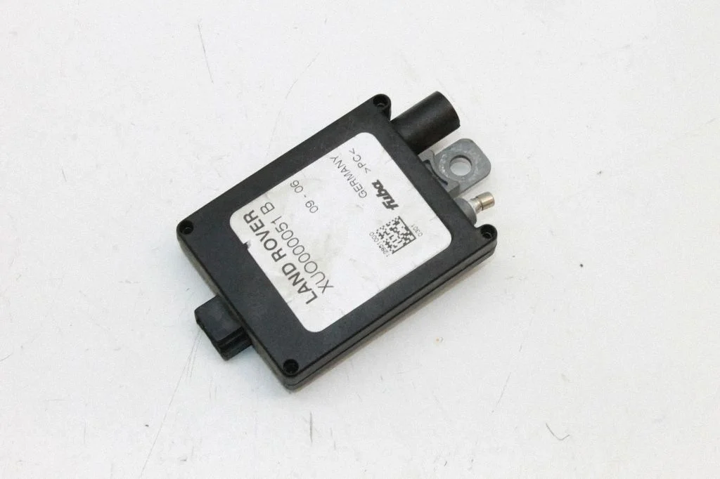 Aerial antenna amplifier XUO000051B