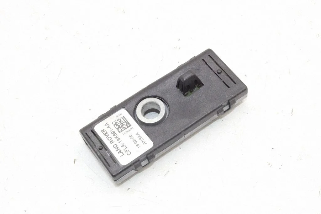 Wzmacniacz antenowy CPLA18K891AA