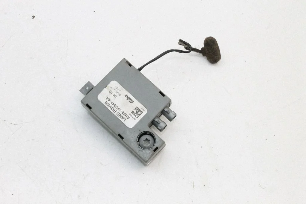 Antenas pastiprinātājs AH3218C847AA
