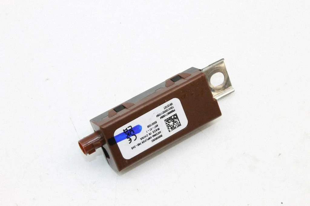 Wzmacniacz antenowy 80001008