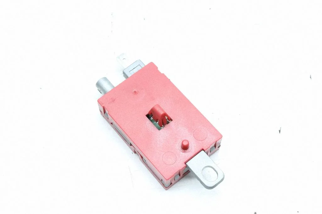 Wzmacniacz antenowy – Volvo V60 (2013-2018)