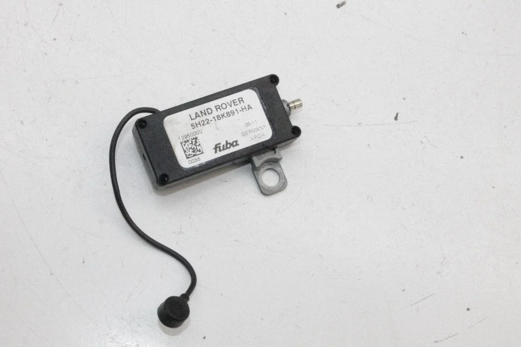 Antenas pastiprinātājs – Land Rover Range Rover Sport L320 (2005-2013)