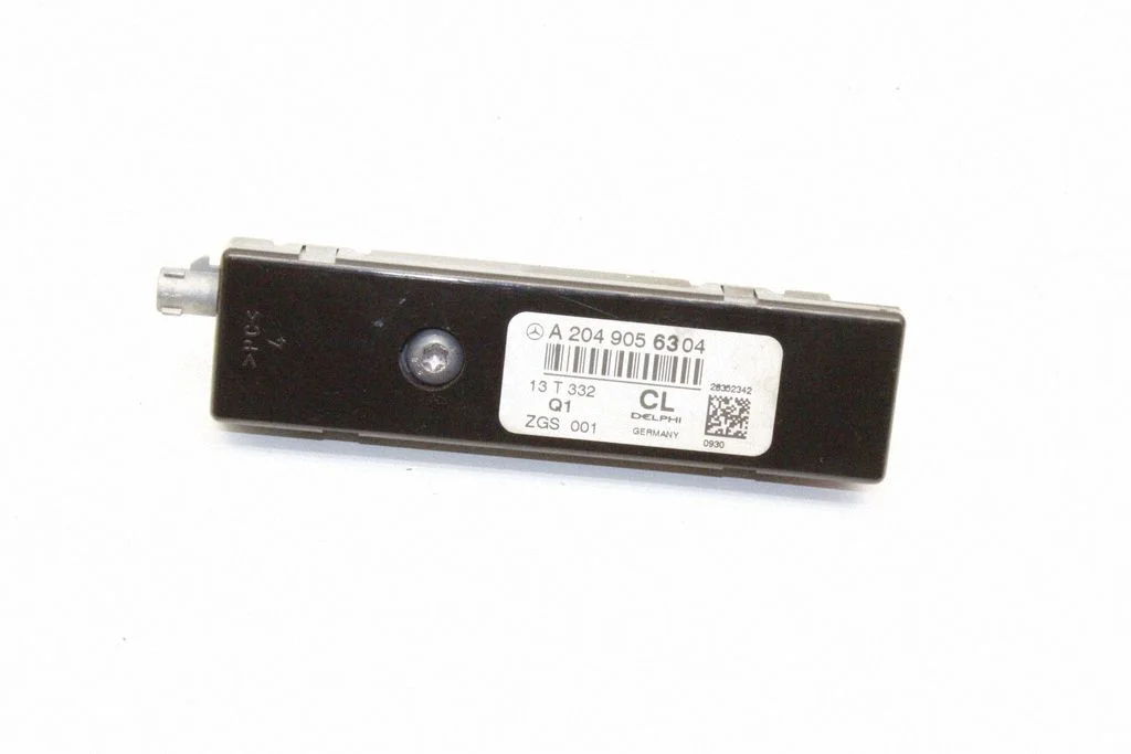 Antenas pastiprinātājs – Mercedes-Benz C klase AMG W204 (2007-2014)