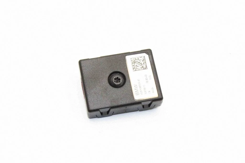 Antenni võimendi – BMW iX3 G08 (2020-)