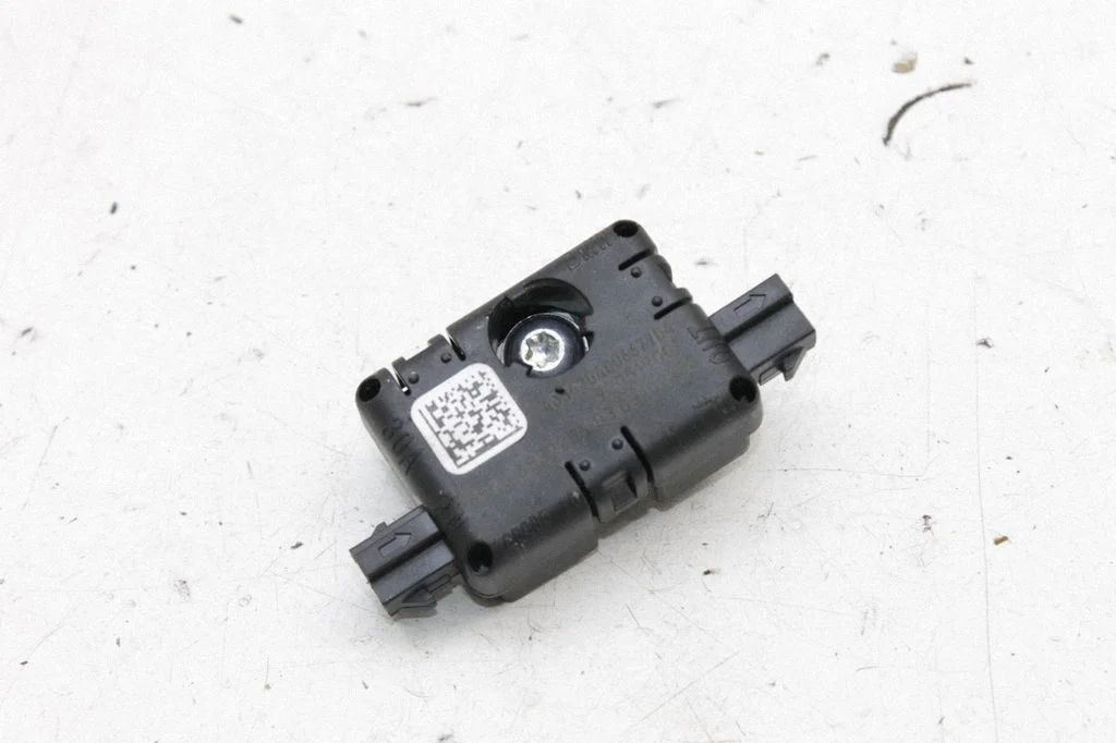 Wzmacniacz antenowy – BMW Seria 1 F40 (2019-2023)