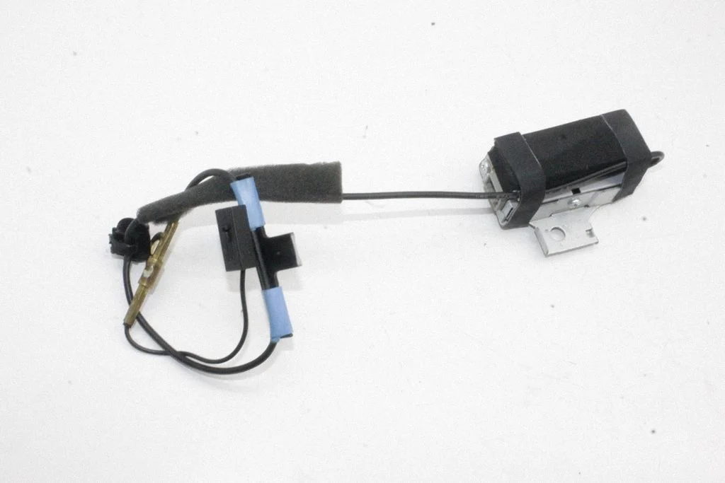 Antenas pastiprinātājs – Nissan 370Z (2009-2020)