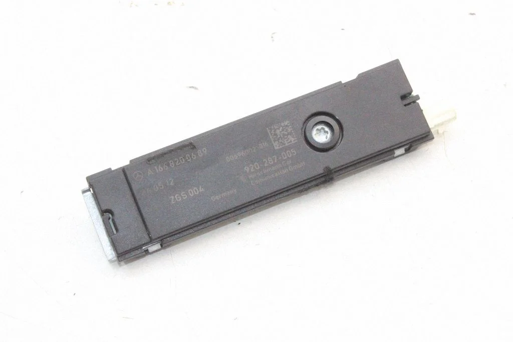 Aerial antenna amplifier – Mercedes-Benz B-Class W246 W242 (2011-2017)
