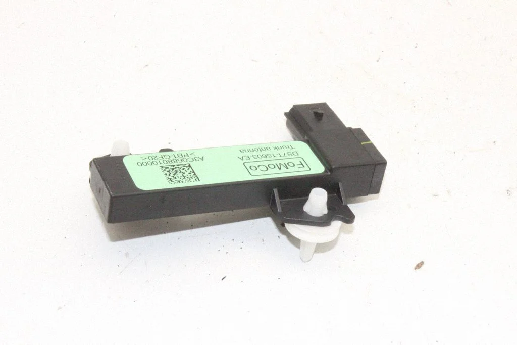 Aerial antenna amplifier – Ford Kuga III (2020-)