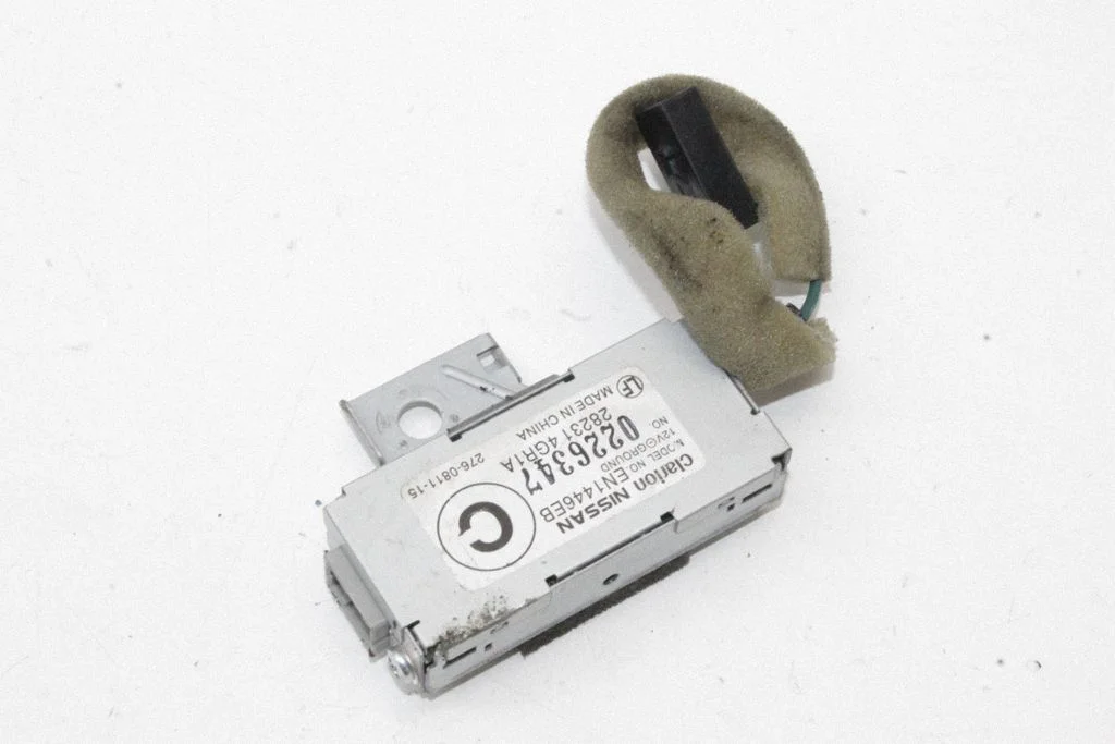 Aerial antenna amplifier – Infiniti Q50 (2014-)