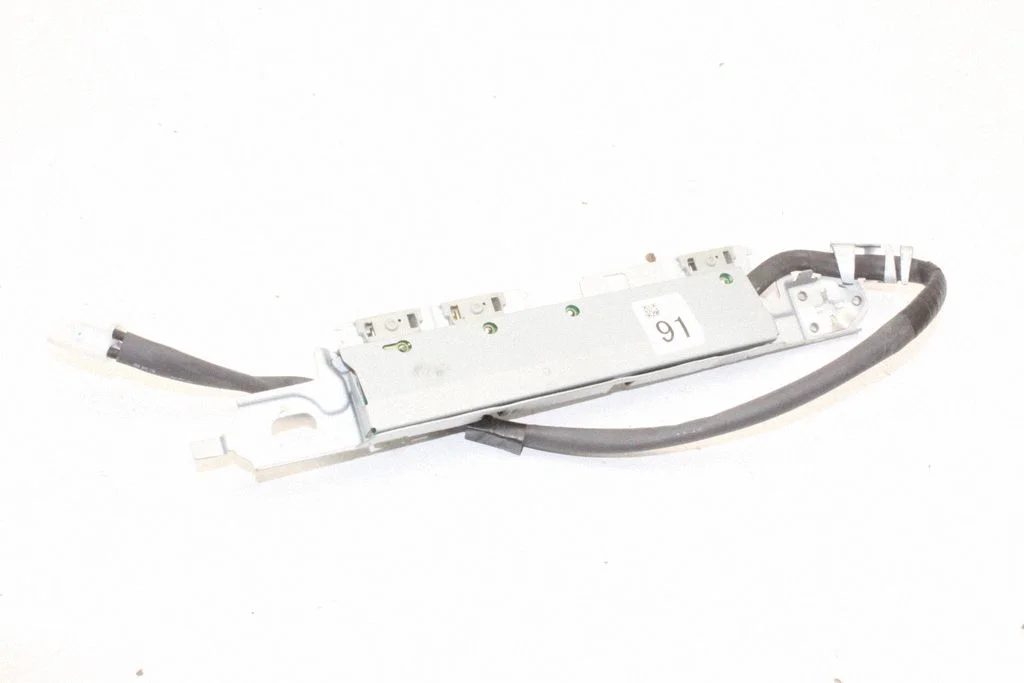 Antenni võimendi – Lexus IS III XE30 (2013-2020)