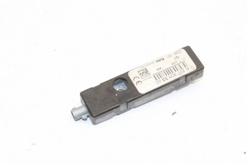 Wzmacniacz antenowy – Mercedes-Benz Klasa CLK C207 A207 (2010-2017)