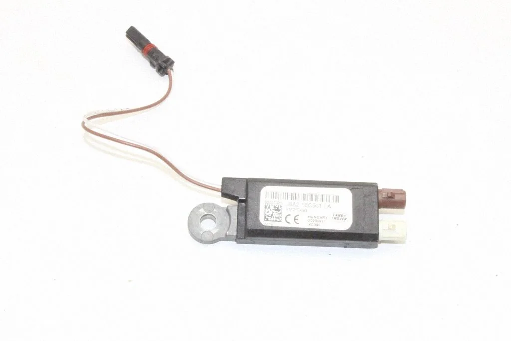 Antenas pastiprinātājs J8A218C901LA