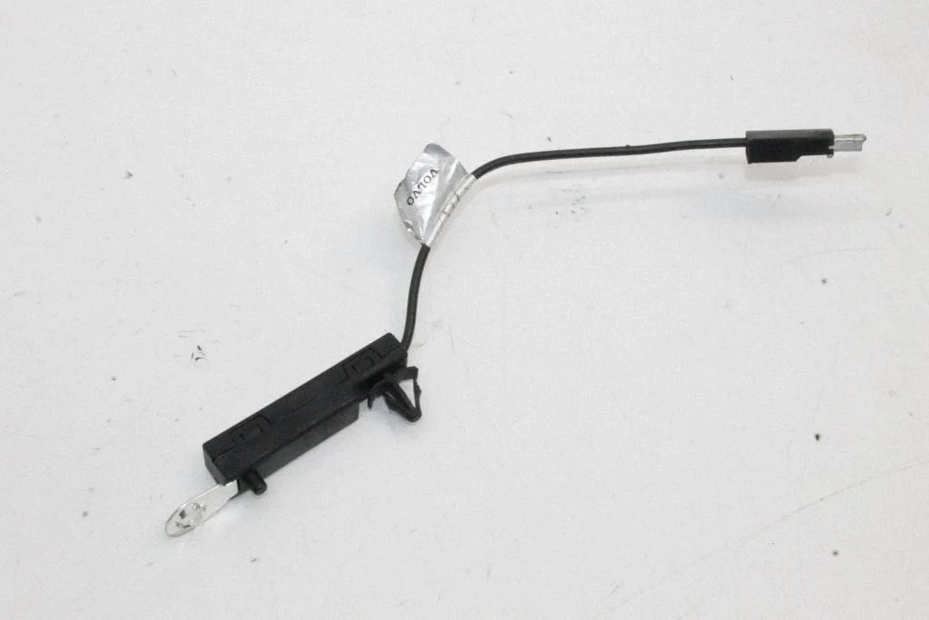 Antenas pastiprinātājs – Polestar 2 (2020-)