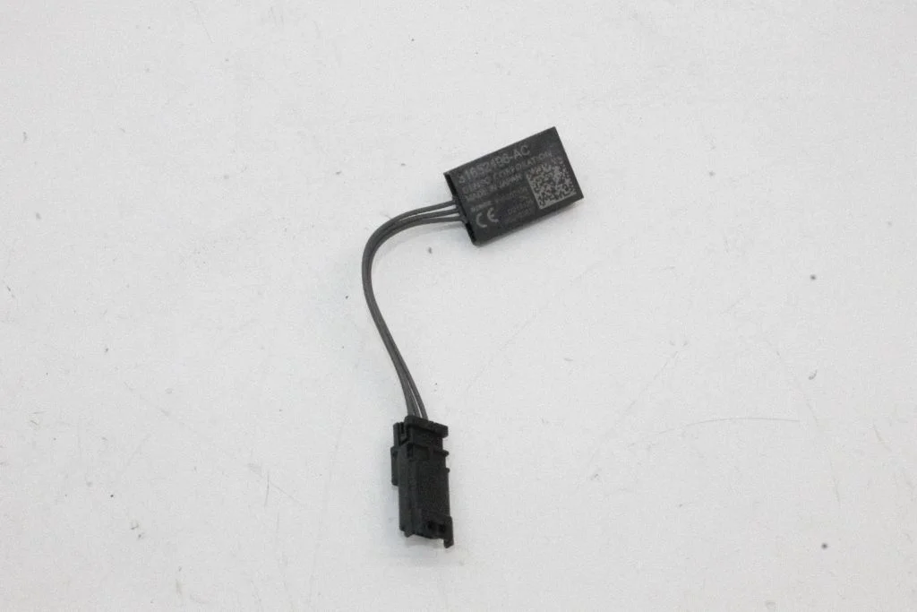 Antenas pastiprinātājs – Polestar 2 (2020-)