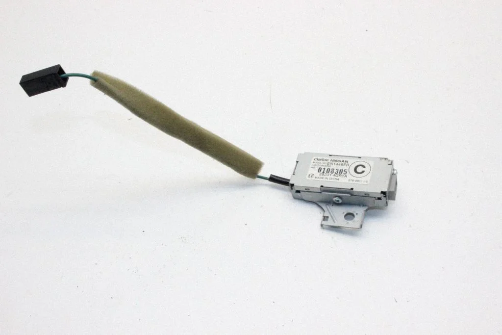 Aerial antenna amplifier – Infiniti Q50 (2014-)