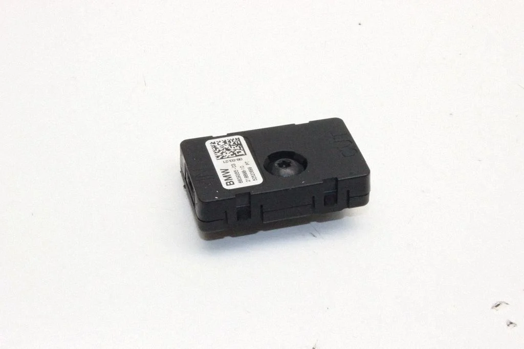 Antenas pastiprinātājs – BMW 2. sērija F44 (2019-2024)
