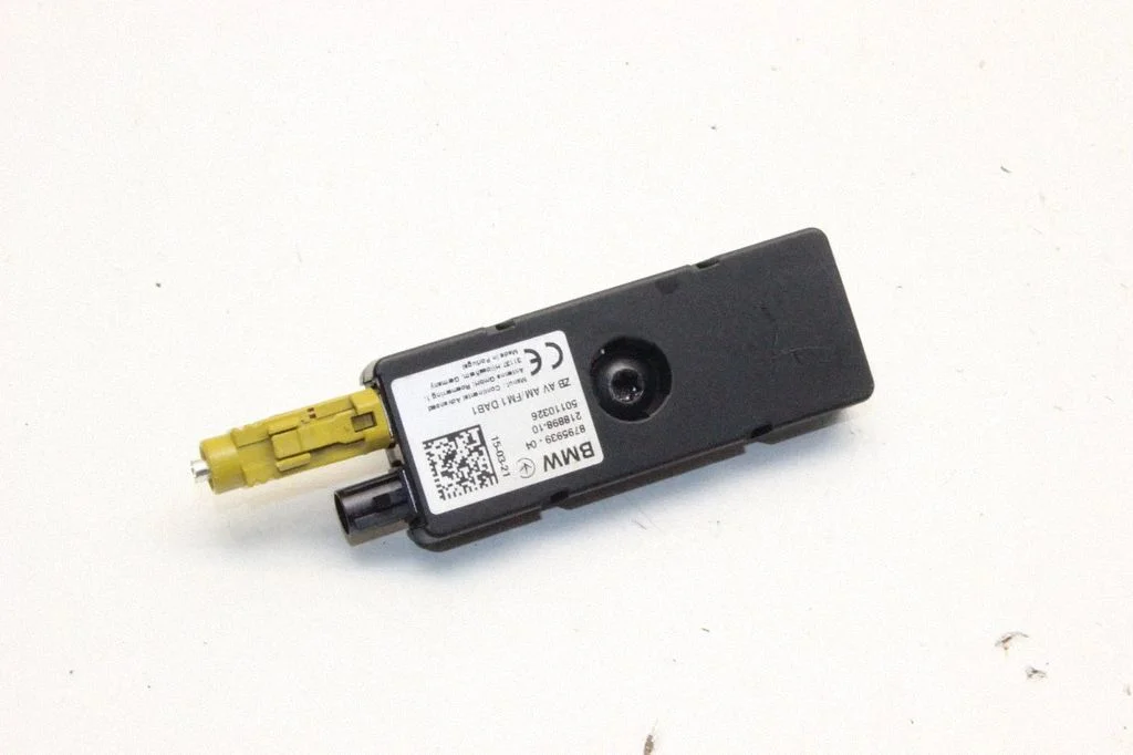 Antenas pastiprinātājs – BMW 2. sērija F44 (2019-2024)