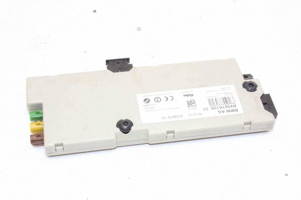 Antenas pastiprinātājs – BMW 6. sērija F06 Gran coupe (2012-2018)