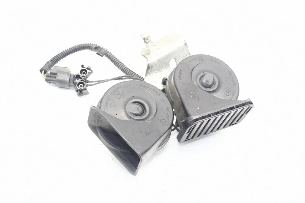 Horn signal – Ford Kuga II (2013-2019)