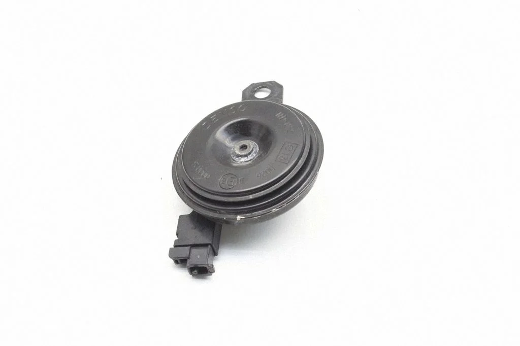 Horn signal – Toyota bZ4X (2022-)
