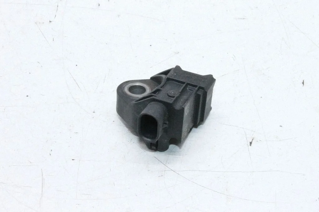 Airbag deployment crash/impact sensor – Mercedes-Benz EQC (2019-)