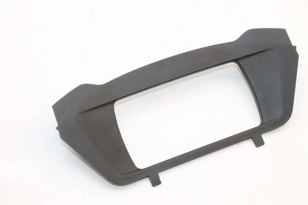 Raadio/navigatsiooni viimistlus – Ford Kuga II (2013-2019)