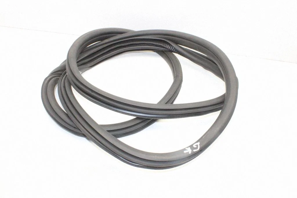 Rubber seal rear door – BMW 1 Series F40 (2019-2023)