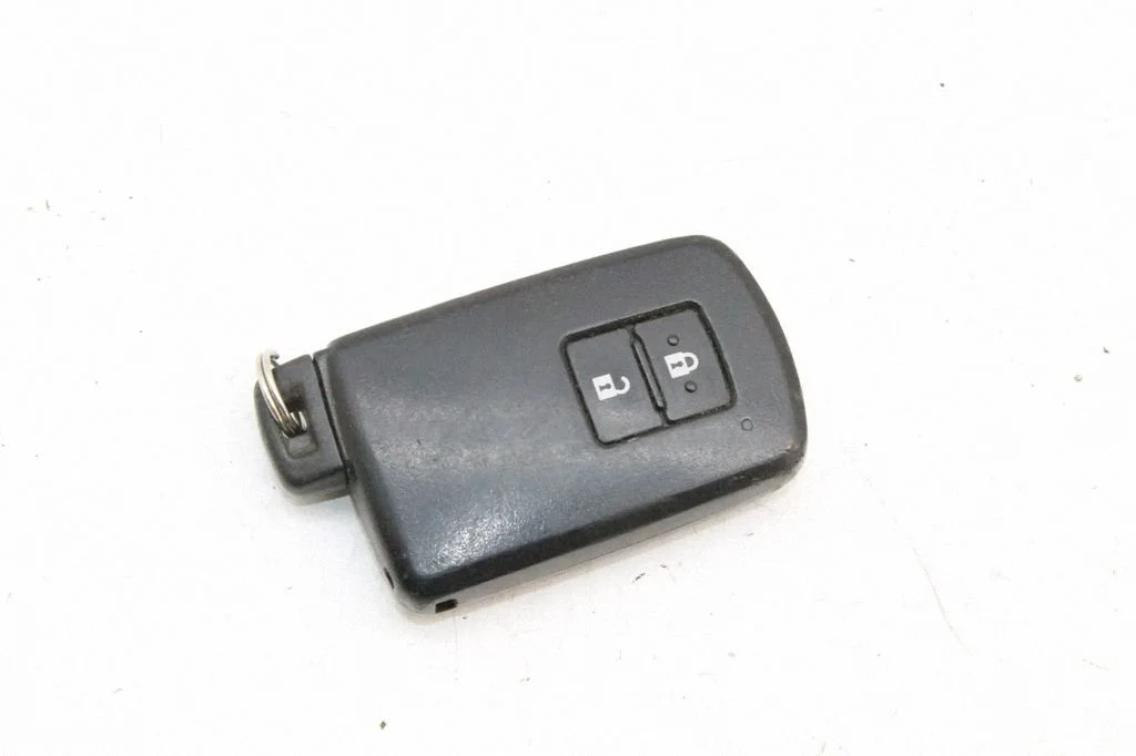 Süütevõti/kaart – Toyota Auris E180 (2012-2018)