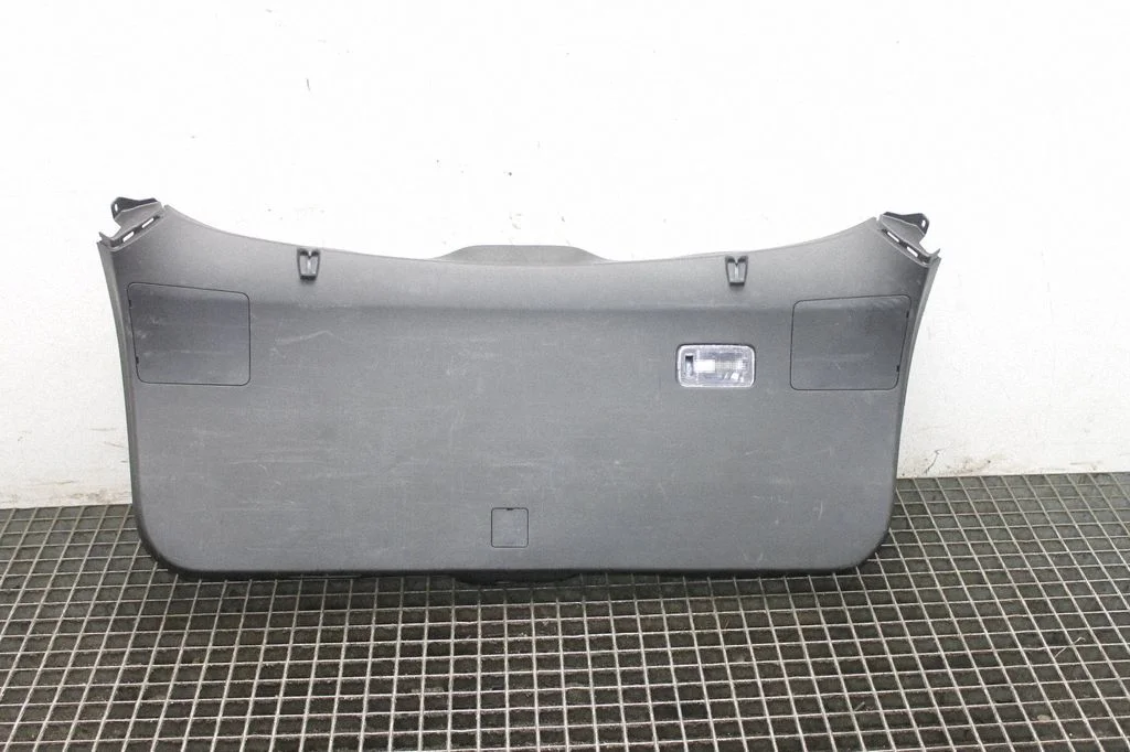 Tailgate trim – Mazda CX-5 (2012-2017)
